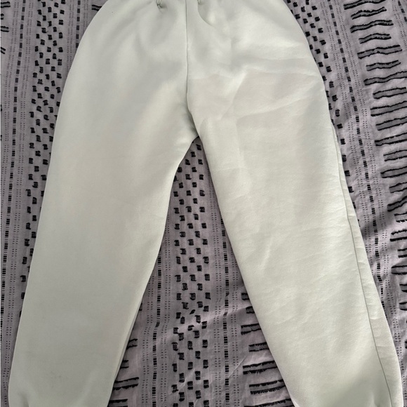 Comfrt Mint Green Sweatpants - Picture 1 of 3